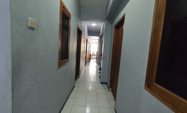 Hanya Jalan Kaki Ke Universitas Mercu Buana, Dijual Kost Pavillion 3 Lantai Strategis Dekat Toll Lingkar Luar Meruya Selatan Jakarta Barat