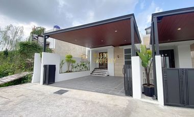 DIJUAL RUMAH CANTIK SHM 900 JUTAAN SIAP HUNI DI WEDOMARTANI NGEMPLAK DEKAT JL. BESI JANGKANG