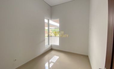 DIJUAL RUMAH CANTIK SHM 900 JUTAAN SIAP HUNI DI WEDOMARTANI NGEMPLAK DEKAT JL. BESI JANGKANG