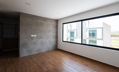 Casa en Venta en Lomas de Angelópolis 3