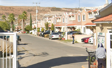 CASA EN VENTA FRACC VILLAFLORES TIJUANA BAJA CALIFORNIA OPORTUNIDAD HIPOTECARIA