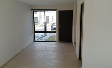 ESTRENA CASA NUEVA EN LA MESETA HABITAT SOBRE LIBRAMIENTO FRENTE A SONTERRA IDEAL ROMMIES O FAM. PEQUEÑA