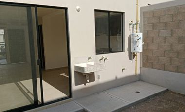 ESTRENA CASA NUEVA EN LA MESETA HABITAT SOBRE LIBRAMIENTO FRENTE A SONTERRA IDEAL ROMMIES O FAM. PEQUEÑA