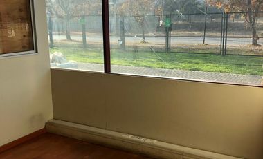 Oficina El Rosal 4 privados 200m2, bodega de 150 m2, 2 estac.