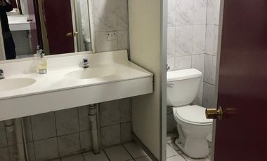 Oficina El Rosal 4 privados 200m2, bodega de 150 m2, 2 estac.