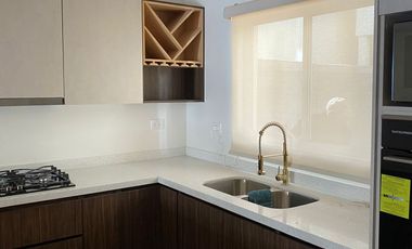 RENTA DE CASA EN RESIDENCIAL ALBORAN