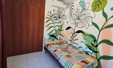 Suite Amoblada en Alquiler en Kennedy Sector San Marino, 1 Habitación, 1 Baño, Parqueo, Norte de Guayaquil.