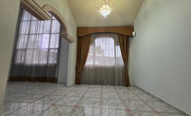 CASA EN CUMBRES MORELIA (VENTA / RENTA)
