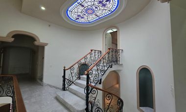 CASA EN CUMBRES MORELIA (VENTA / RENTA)