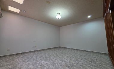 CASA EN CUMBRES MORELIA (VENTA / RENTA)