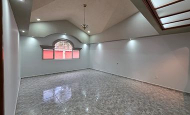 CASA EN CUMBRES MORELIA (VENTA / RENTA)