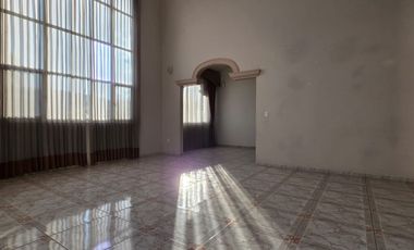 CASA EN CUMBRES MORELIA (VENTA / RENTA)