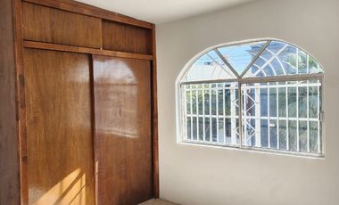 𝗥𝗘𝗡𝗧𝗔 𝗗𝗘 𝗖𝗔𝗦𝗔 𝗘𝗡 𝗘𝗦𝗤𝗨𝗜𝗡𝗔 𝗖𝗢𝗡 𝗟𝗢𝗖𝗔𝗟 𝗖𝗢𝗠𝗘𝗥𝗖𝗜𝗔𝗟