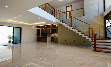 House And Lot For Sale In  Bayanihan Village Bf Homes Paranaque City-ND