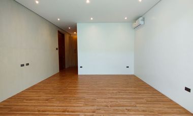 House And Lot For Sale In  Bayanihan Village Bf Homes Paranaque City-ND