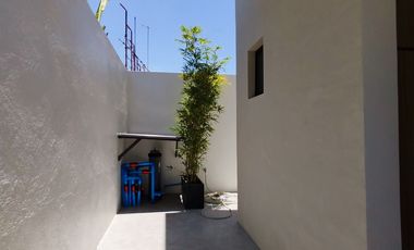 House And Lot For Sale In  Bayanihan Village Bf Homes Paranaque City-ND