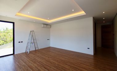 House And Lot For Sale In  Bayanihan Village Bf Homes Paranaque City-ND