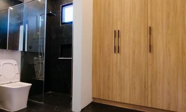 House And Lot For Sale In  Bayanihan Village Bf Homes Paranaque City-ND