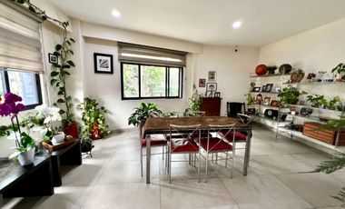 RENTA DE DEPARTAMENTO DE 260m2 CON ROOF GARDEN DE 37m2 CASI EN LA DEL VALLE