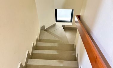 RENTA DE DEPARTAMENTO DE 260m2 CON ROOF GARDEN DE 37m2 CASI EN LA DEL VALLE