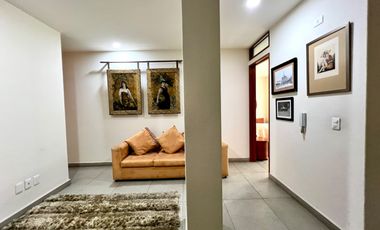 RENTA DE DEPARTAMENTO DE 260m2 CON ROOF GARDEN DE 37m2 CASI EN LA DEL VALLE