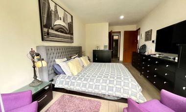 RENTA DE DEPARTAMENTO DE 260m2 CON ROOF GARDEN DE 37m2 CASI EN LA DEL VALLE