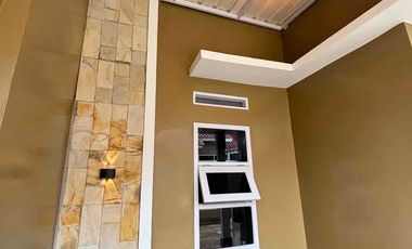 Rumah dijual modern minimalis di sawangan Depok , jalan lebar bebas banjir