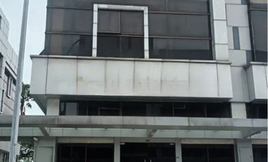 Ruko Avenue 3 Lantai Berlokasi Strategis di Pinggir Jalan JGC Cakung Jakarta Timur