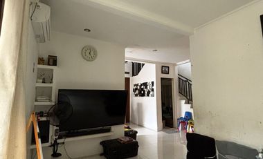 Rumah Huk Bintaro Jaya Sektor 2 Dekat Tol Pondok Indah Siap Huni Lokasi Bagus