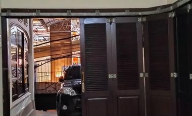 Rumah Mewah Akses ke Mall Living World Dijual, di Seroja Denpasar Area