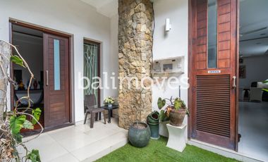 For Sale Five Bedroom Freehold Villa in Renon