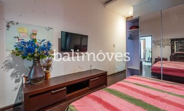 For Sale Five Bedroom Freehold Villa in Renon