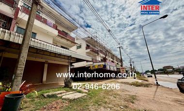 Three-story townhome, 152.7 sq.w., near the Chaiyaphum Municipal Public Health Center, on Mittraphap Road (Highway No. 2051), Chaiyaphum City
