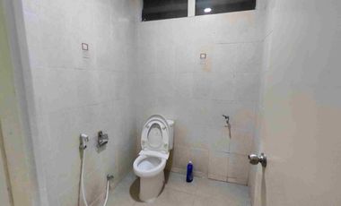 DISEWAKAN RUKO SIAP PAKAI LOKASI STRATEGIS DI KEBON JERUK JAKARTA BARAT