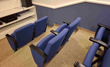 Se vende Departamento Amoblado. Eduardo Titus, VIÑA DEL MAR. Estilo mariposa. Ideal para Inversión. Cercano a Universidades. Condominio Seguro, seguridad 24/7. 2 dormitorios, 2 baños, estacionamiento