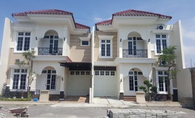 Rumah Eropa Klasik di Banguntapan