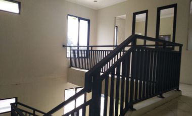 Ruang Usaha Besar di Jantung Jatiasih Jalan Ramai Akses Tol Mudah