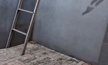 DIJUAL RUMAH DI PERUM TAMAN KOTA BEKASI ^M