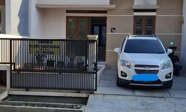 DIJUAL RUMAH DI PERUM TAMAN KOTA BEKASI ^M