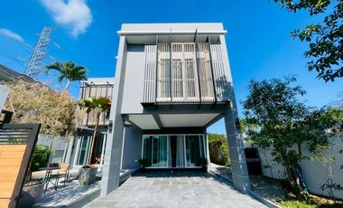 For Sale / Rent – Luxury Pool Villa Near Chiang Mai City