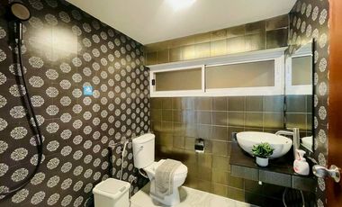 For Sale / Rent – Luxury Pool Villa Near Chiang Mai City