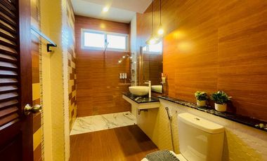 For Sale / Rent – Luxury Pool Villa Near Chiang Mai City