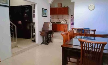 dijual rumah siap huni di sayap kebon kopi