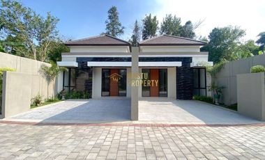 DIJUAL RUMAH SIAP HUNI DI NGAGLIK SLEMAN DEKAT KAMPUS UII JAKAL SHM