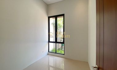 DIJUAL RUMAH SIAP HUNI DI NGAGLIK SLEMAN DEKAT KAMPUS UII JAKAL SHM