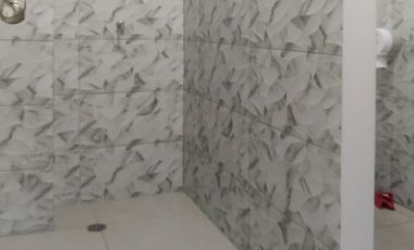 EN VENTA: Propiedad rentera en Flavio Reyes con Espacios Comerciales y Residenciales