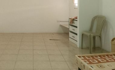 EN VENTA: Propiedad rentera en Flavio Reyes con Espacios Comerciales y Residenciales