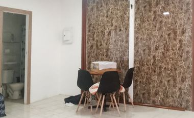 EN VENTA: Propiedad rentera en Flavio Reyes con Espacios Comerciales y Residenciales