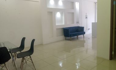 EN VENTA: Propiedad rentera en Flavio Reyes con Espacios Comerciales y Residenciales