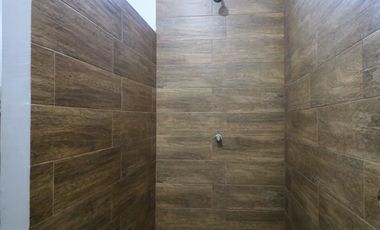 EN VENTA: Propiedad rentera en Flavio Reyes con Espacios Comerciales y Residenciales